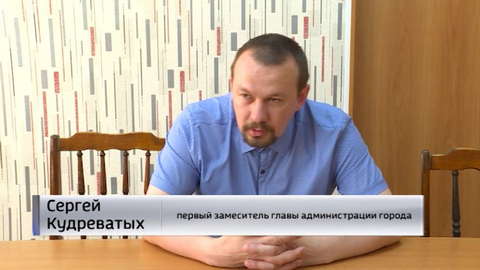 Котельничский Затон буквально утонул в мусоре