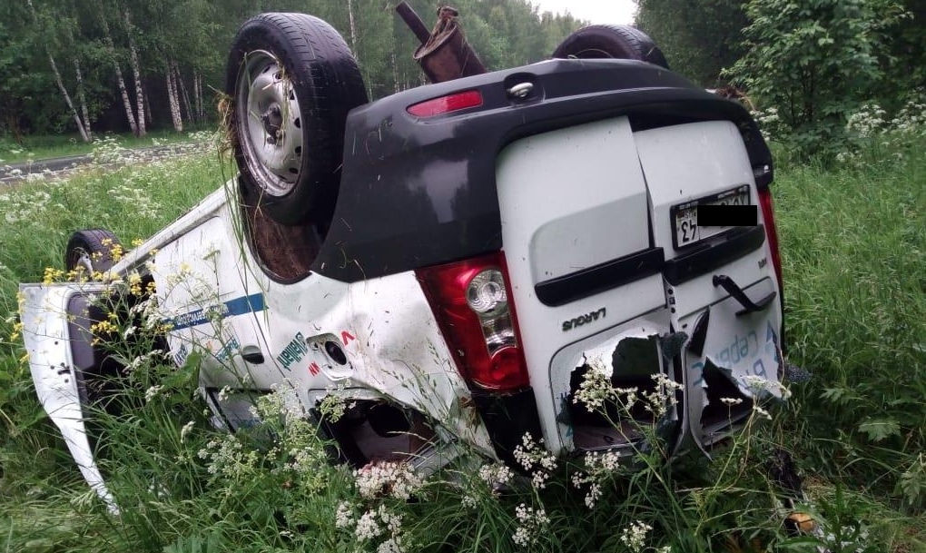 В Советском районе перевернулась «Лада Ларгус».