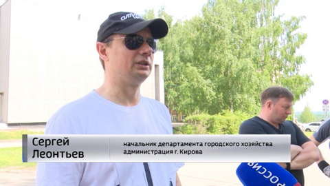 Кировские чиновники сели на велосипеды, чтобы оценить готовность города к крестному ходу 