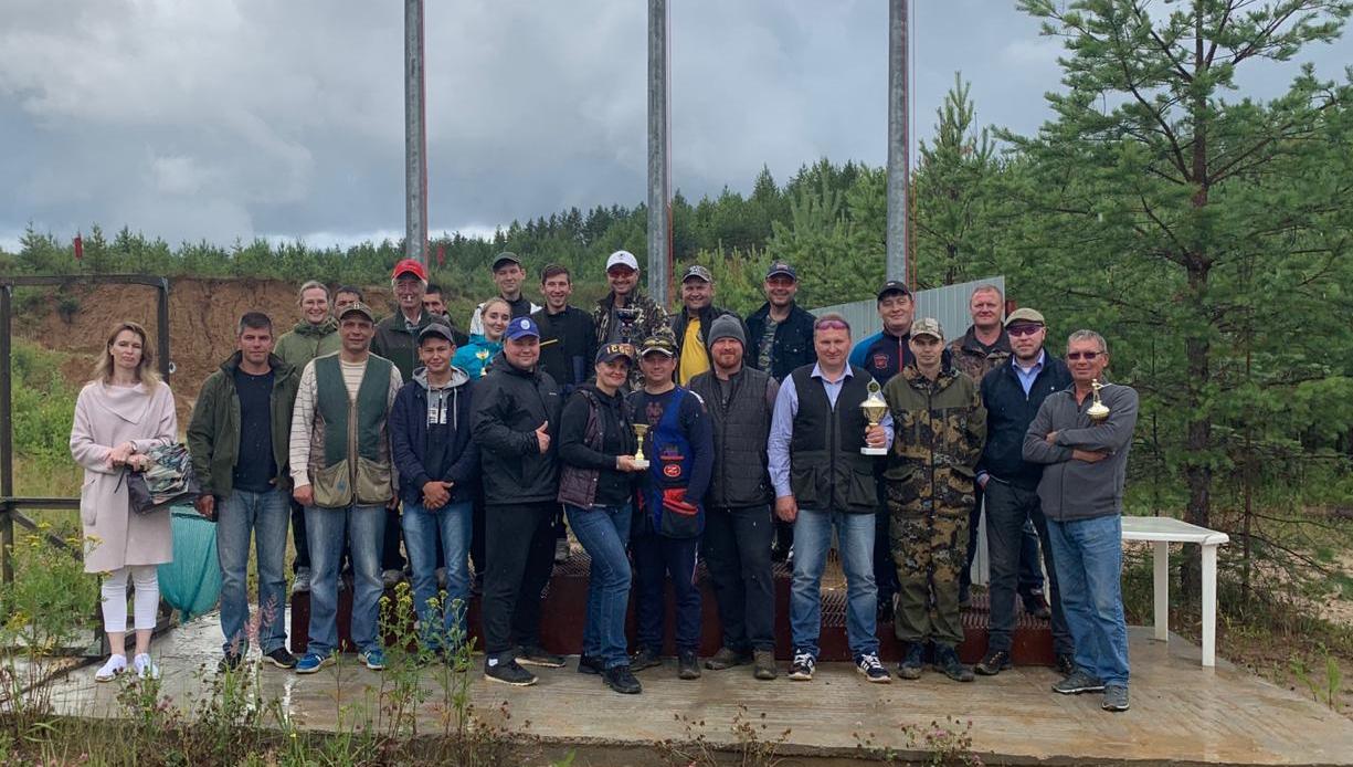 Кировчане стали призёрами межрегиональных соревнований по стендовой стрельбе.