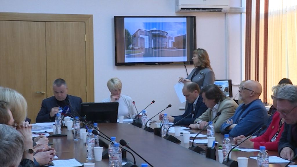 Градостроительный совет обсудил вопросы реконструкции зданий и обновления фасадов в Кирове