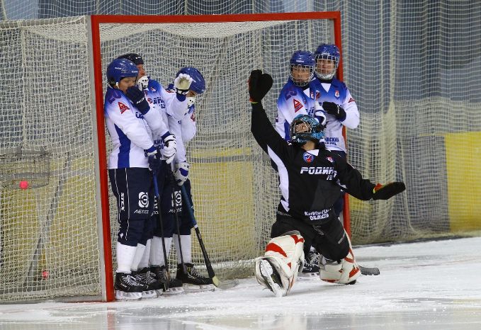 ХК «Родина» откроет сезон домашним матчем с сыктывкарским «Строителем».