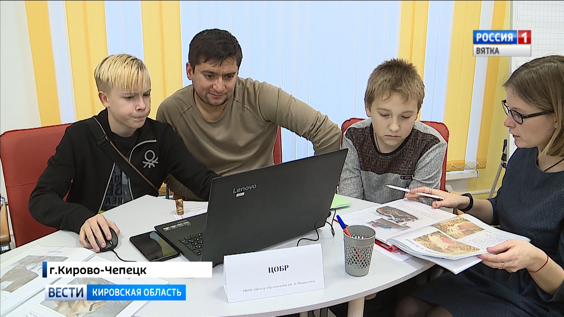 бездомные собаки якутск. акция для бездомных собак. помощь бездомным животным кирово чепецк. бездомные животные с надписями. потеряшки животные томск.