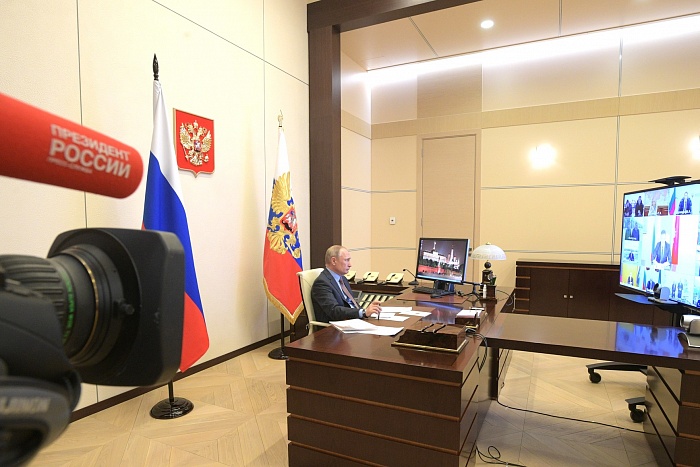 Игорь Васильев рассказал президенту о создаваемых в регионе инфекционных койках для борьбы с коронавирусом.