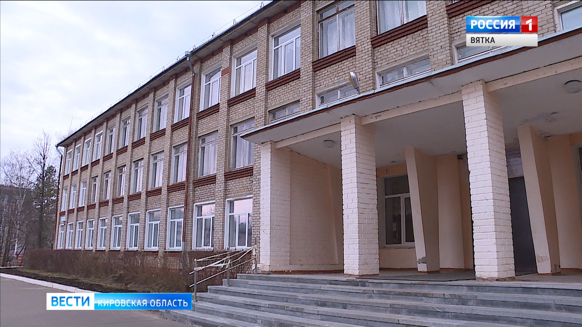 ЕГЭ переносятся предположительно на начало июня, итоговые контрольные работы на осень