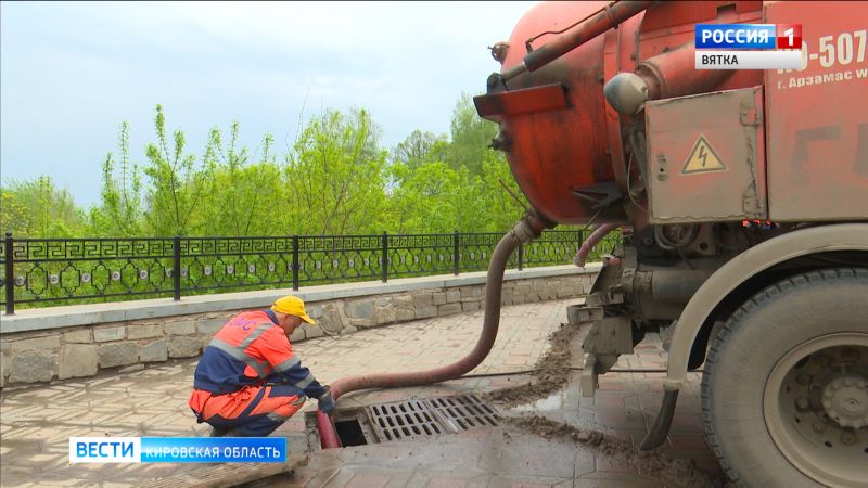 Часть ливнёвки на набережной Грина обещали отремонтировать за три дня