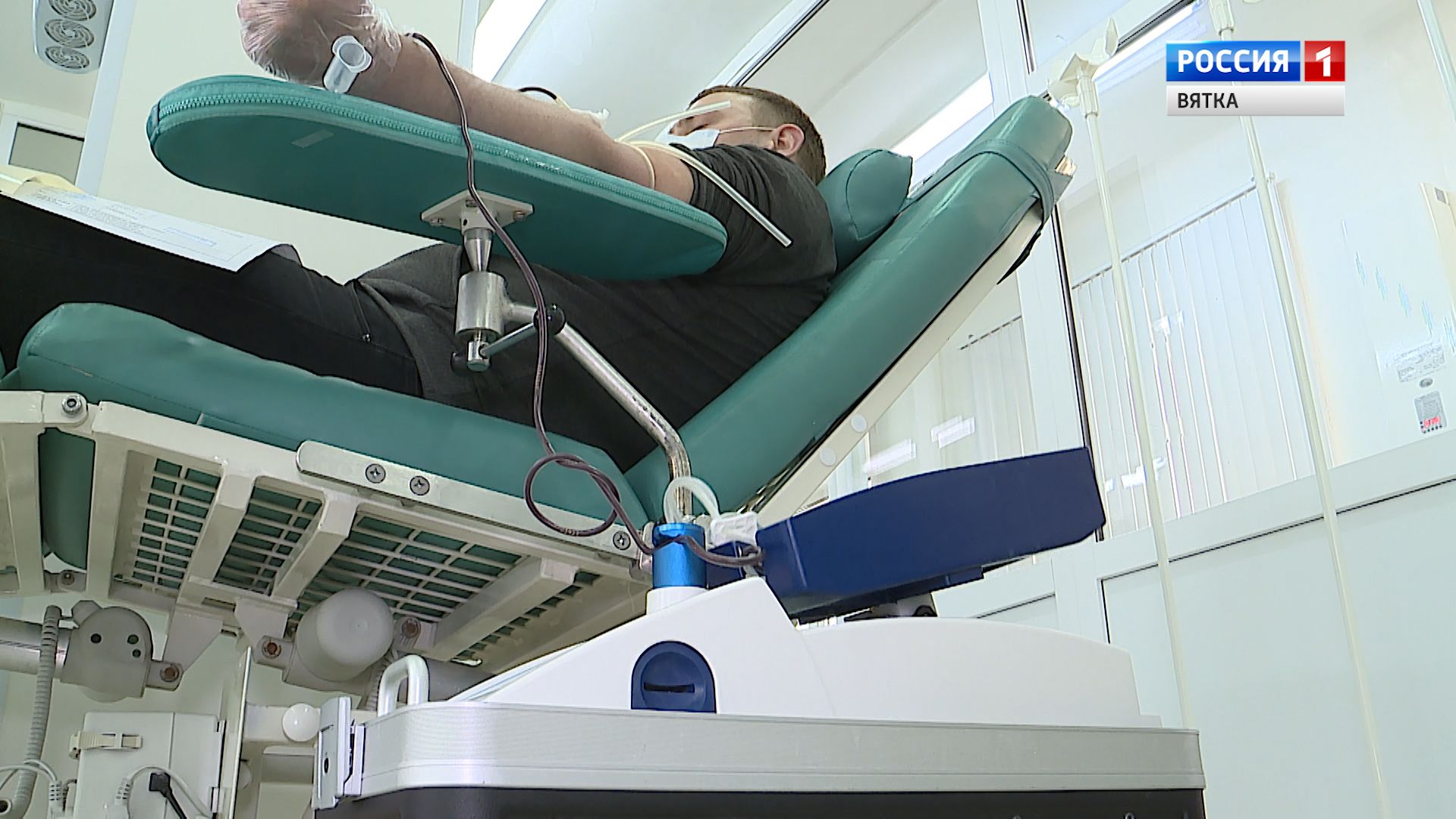 Пять вылечившихся от коронавируса кировчан стали донорами плазмы