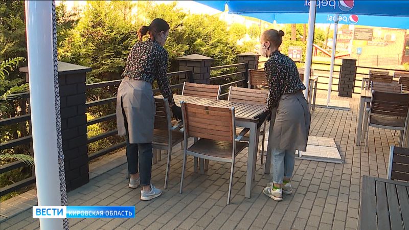 Всех сотрудников общепита будут тестировать на COVID-19