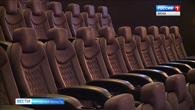 Из-за пандемии убытки кинотеатров составили несколько миллионов в месяц