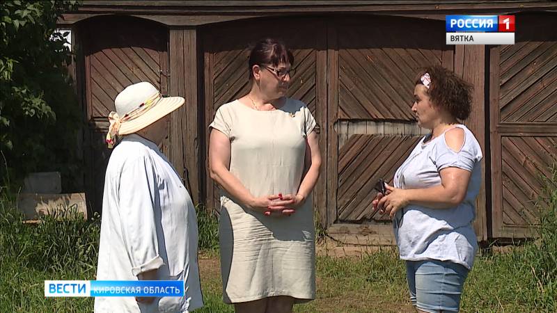 В деревне Поломец местные жители пожаловались на приют для собак