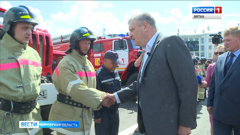 Кировские пожарные получили новую технику