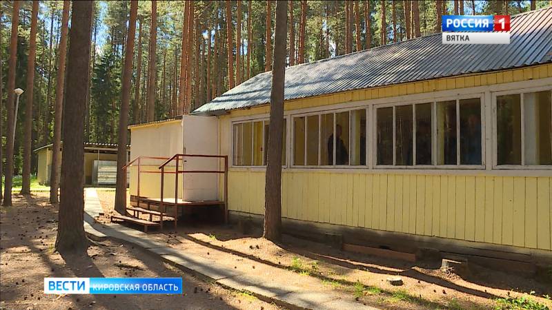 Роспотребнадзор нашел нарушения в профилактике коронавируса в детских лагерях