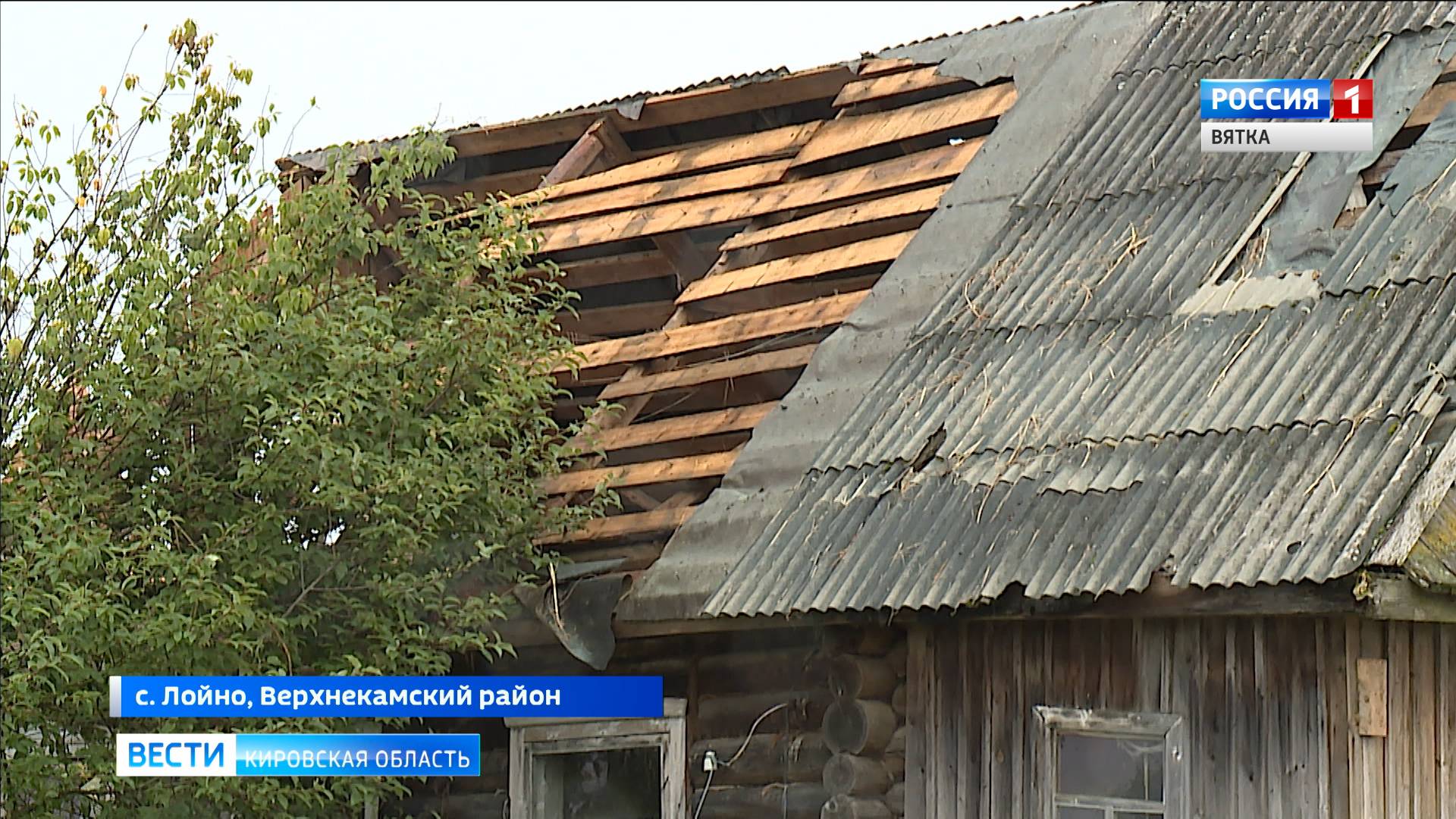 В Лойно завершают восстановление домов, поврежденных смерчем