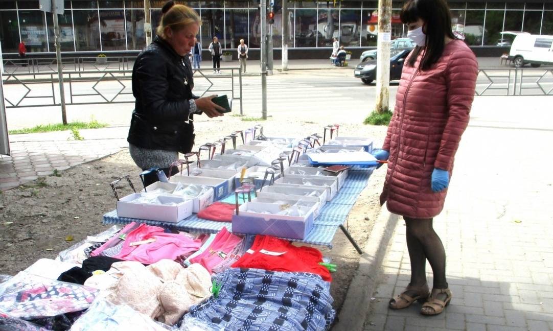 В Кирове составили два протокола о незаконной торговле