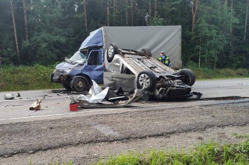 У Зонихи в столкновении с «Газелью» пострадал водитель «KIA Rio»