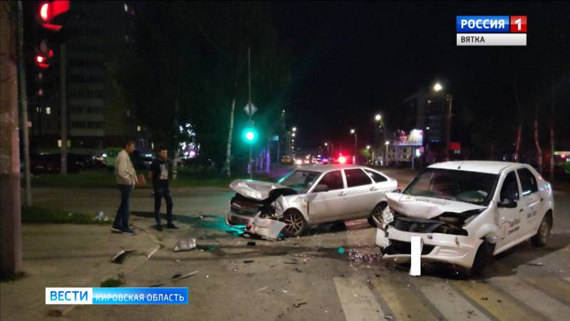 В Кирове на улице Ленина произошло серьезное ДТП