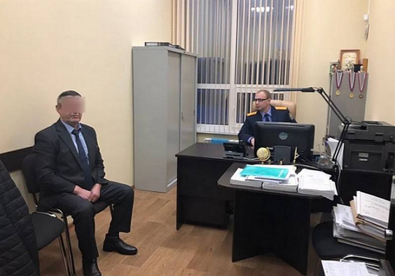 С бывшего главы Малмыжского района взыскали полученные взятки