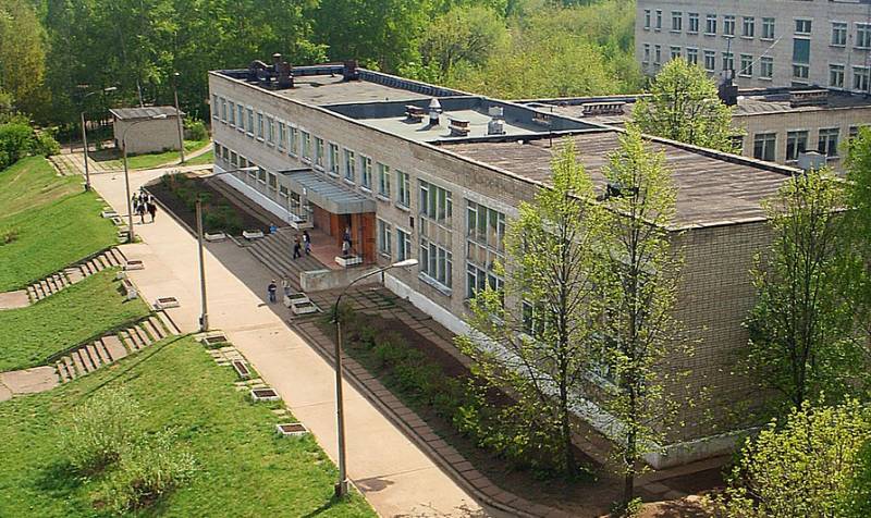 В канун 1 сентября в школе Кирово-Чепецка произошёл пожар