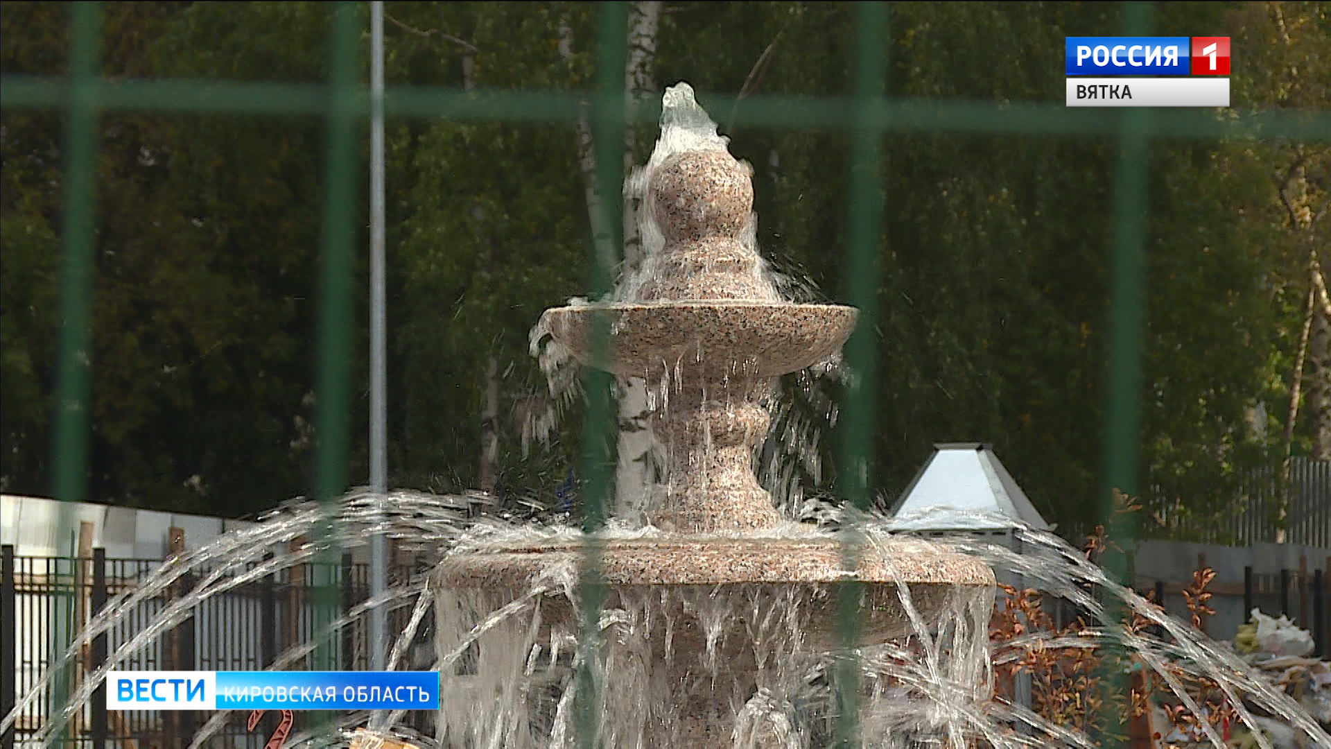 Во дворе жилого комплекса «Циолковский» установили фонтан