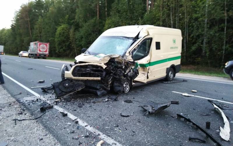 На трассе «Вятка» в ДТП с инкассаторской машиной пострадала 2-летняя девочка