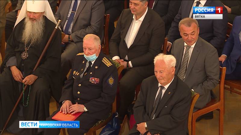 В Герценке презентовали книги о работе кировских силовых структур в годы ВОВ