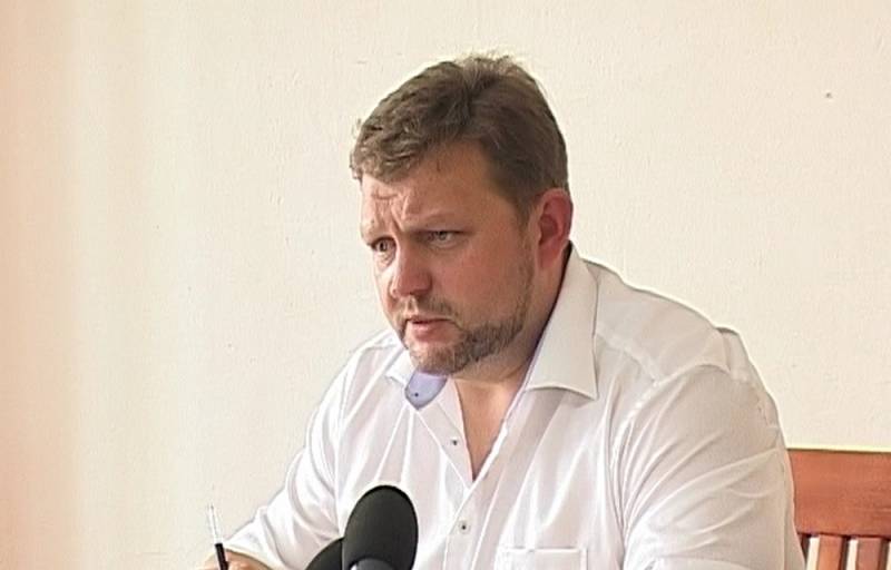 Никиту Белых этапировали в Киров на допрос