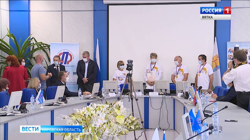 В Кирове наградили победителей чемпионата по компьютерному многоборью