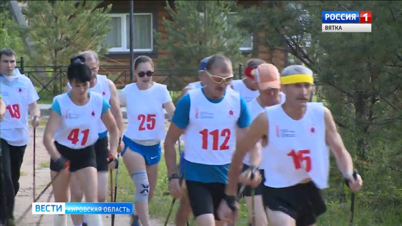 Кировчане стали победителями на фестивале северной ходьбы в Ижевске