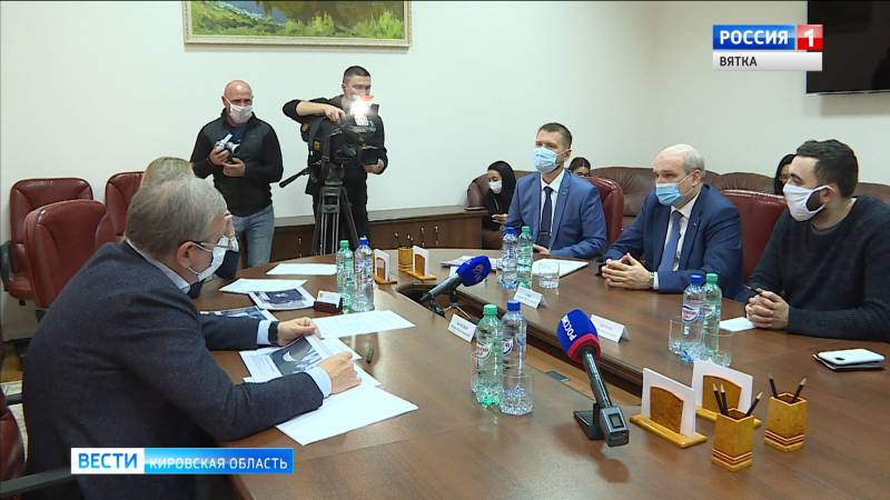 Игорь Васильев встретился с президентом федерации компьютерного спорта России