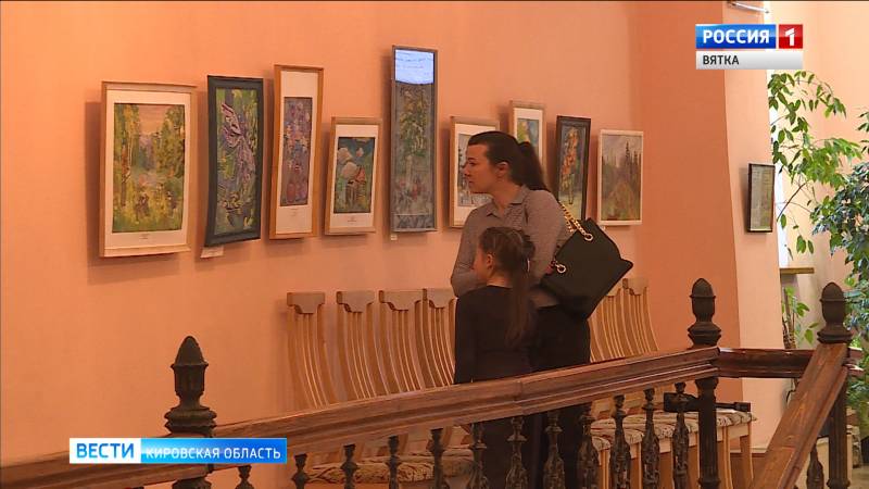 В библиотеке Грина открылась выставка работ учителей и учеников  детских школ искусств