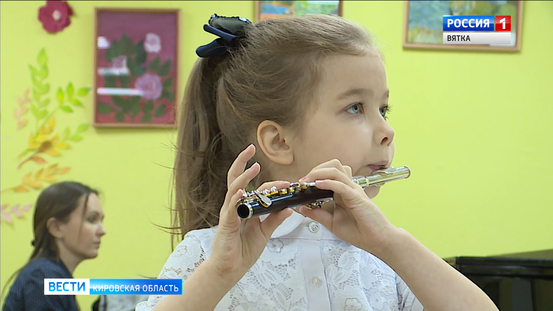 Воспитанники кировских музыкальных школ взяли урок у виртуозов флейты