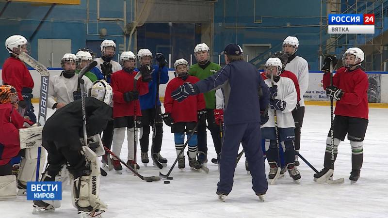 Команды спортшколы «Союз» включились в игры хоккейного Первенства