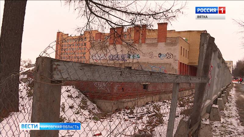 У студентов медуниверситета появится спортивно-физкультурный комплекс