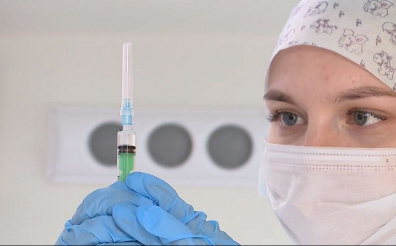 В Кирове испытания вакцины от COVID-19 перешли на вторую стадию