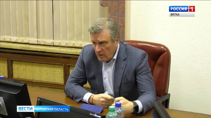 Губернатор попросил главу кировского управления МЧС усилить пожарную безопасность на соцобъектах