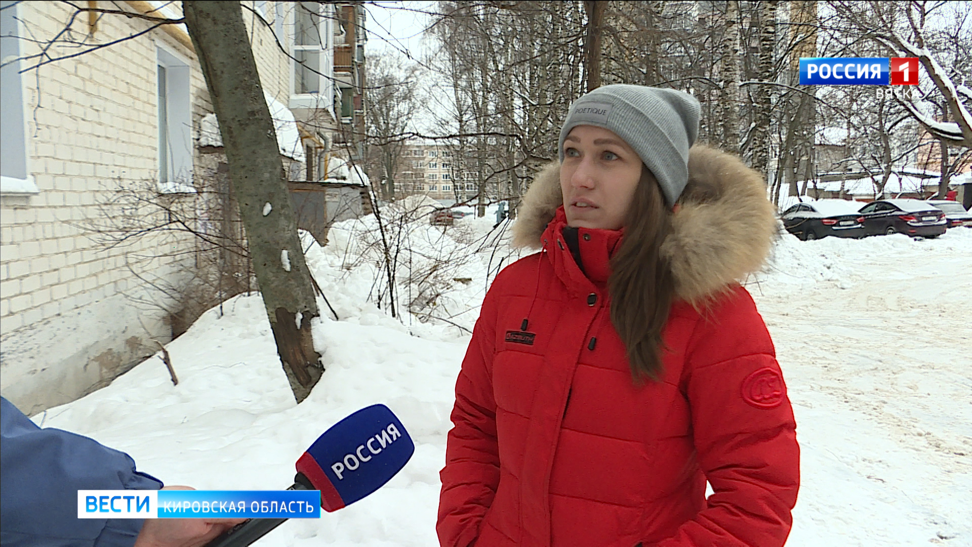 Жители Кирова жалуются на некачественную уборку дворов