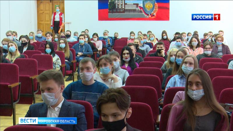 Игорь Васильев встретился со студентами МГЮА