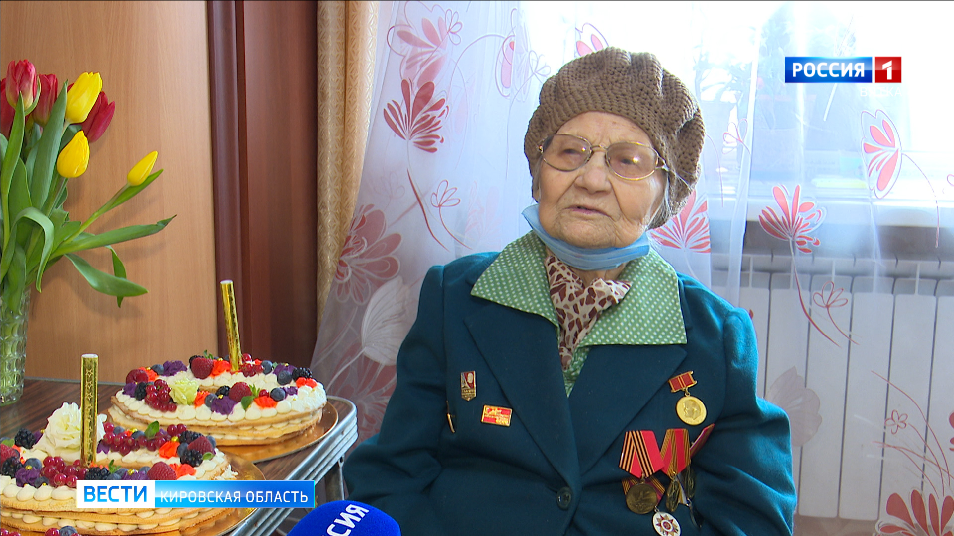 В Кирове ветеран Антонина Караваева отметила столетний юбилей
