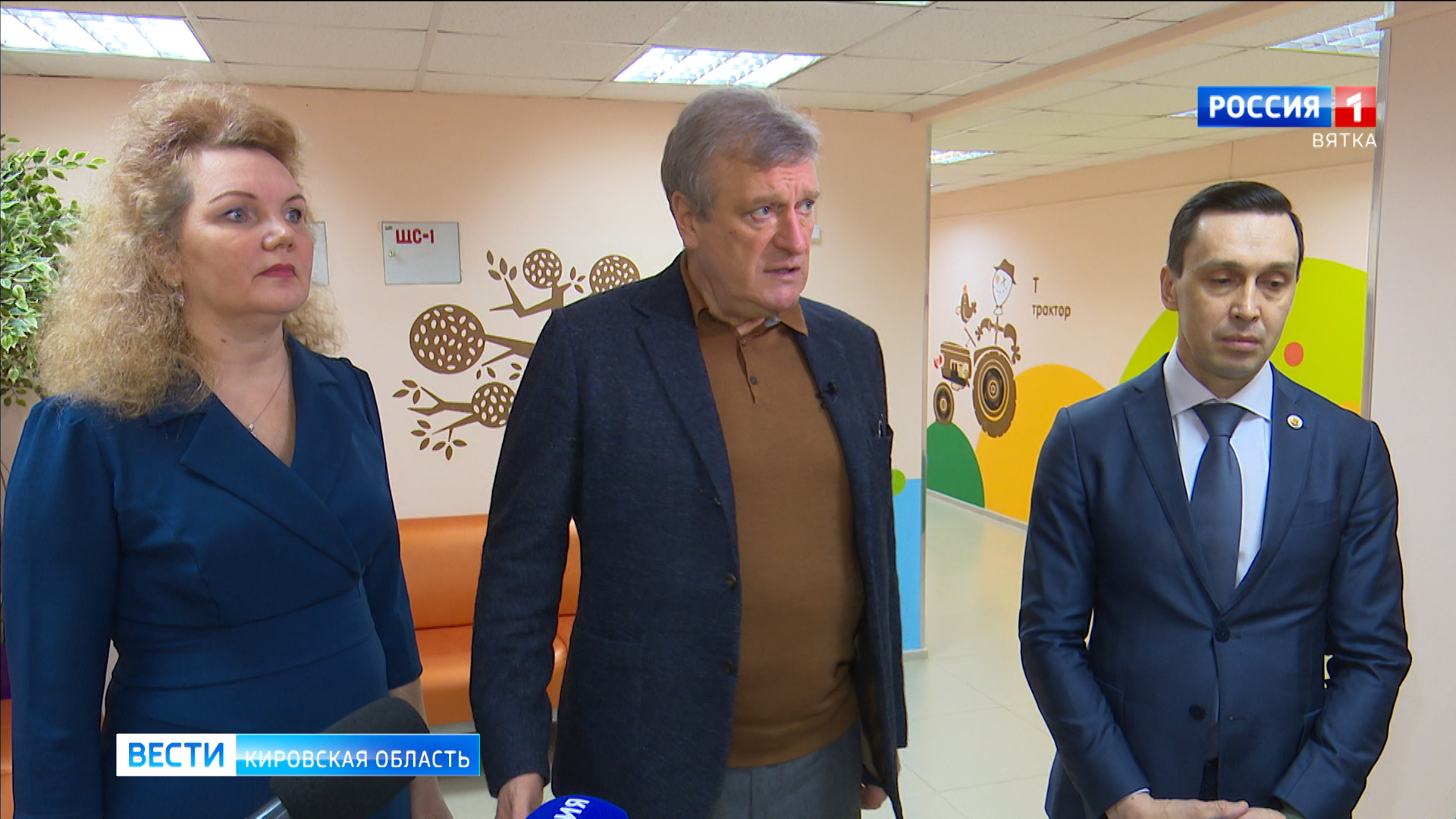 Игорь Васильев посетил Центр медицинской реабилитации «Айболит»