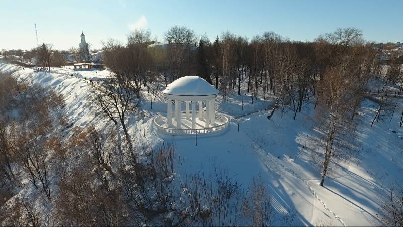 В Кирове под мостом обнаружено тело мужчины