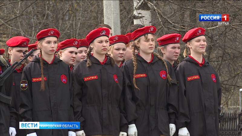 В Кирове отметили 76 годовщину подвига Григория Булатова