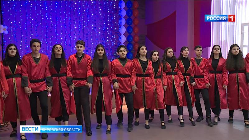 Диаспоры отпраздновали 9 мая в Доме дружбы народов