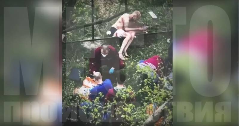 В Кирове мужчина выскочил из окна с ножом в груди