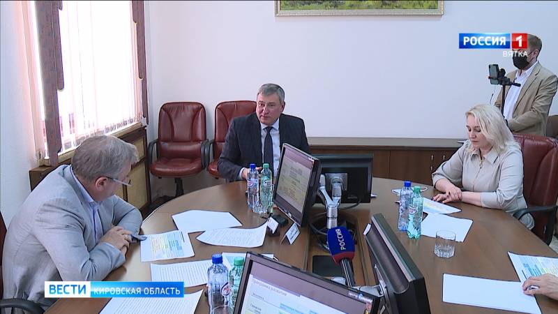 Команда кировских управленцев проходит обучение в Сколково