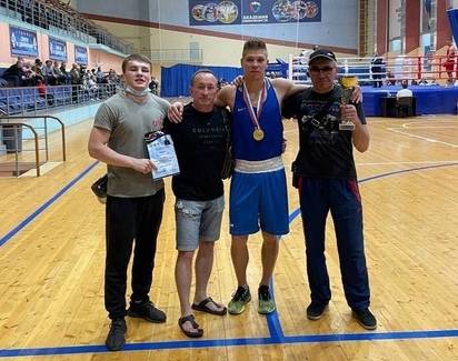 Воспитанник нововятской школы бокса выиграл всероссийские соревнования