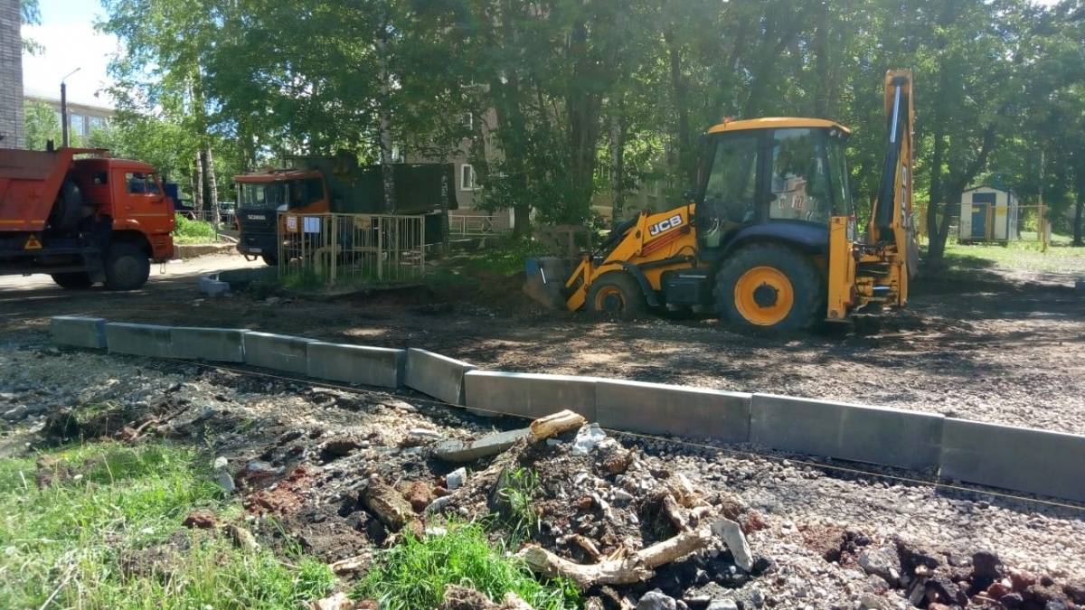 В Кирове до 15 сентября благоустроят семь дворов