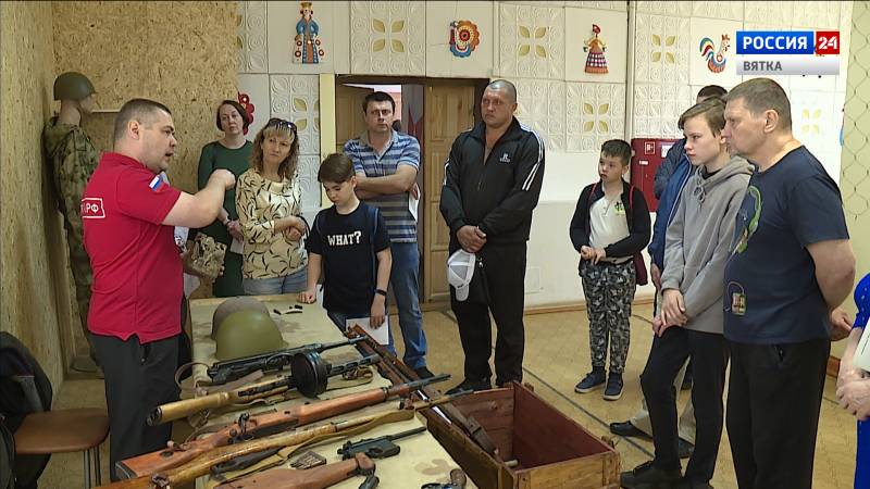 Воспитанников Регионального центра «Патриот» наградили почетными грамотами