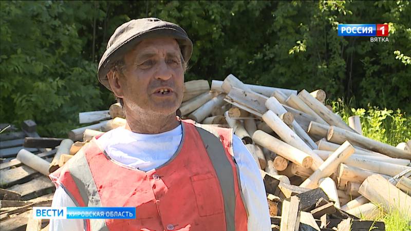 Котельничский отшельник Анатолий Крымов нашел работу