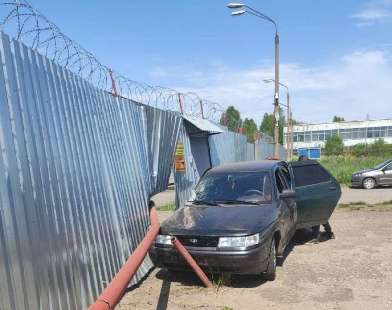 В Омутнинском районе мужчина получил травмы в результате аварии