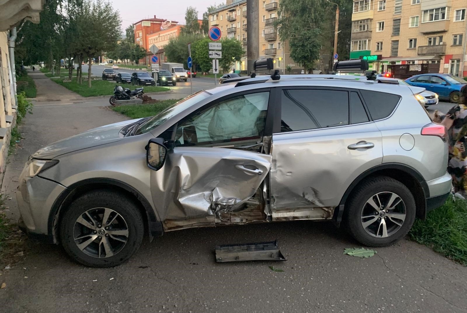 В Кирове в результате аварии были госпитализированы два человека